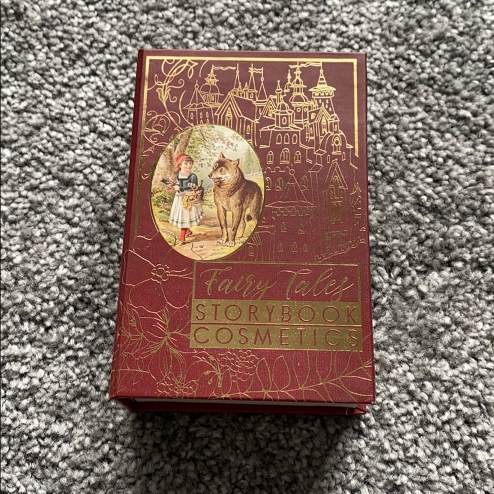 Storybook Cosmetics Little Red Riding Hood palette